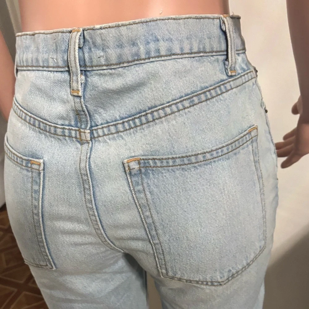 REFORMATION Women’s Julia High Cigarette Light Blue Jeans - Picture 7 of 16